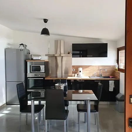 Holiday home Maison De Charme Ghisonaccia